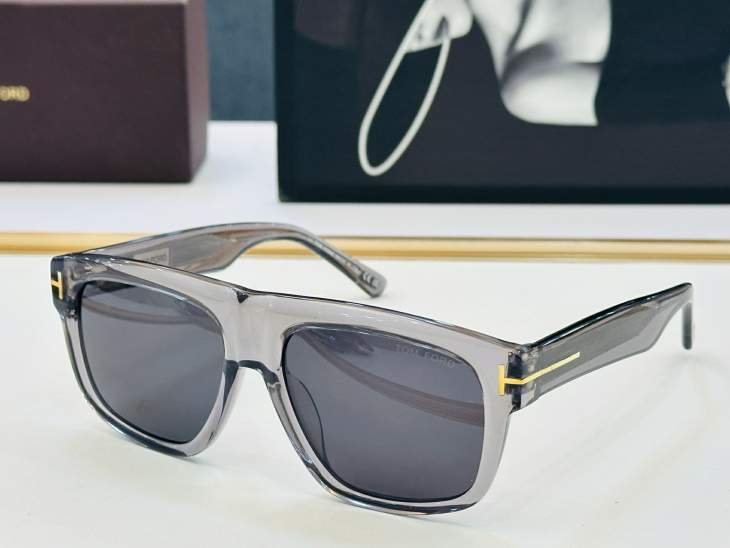 Picture of Tom Ford Sunglasses _SKUfw76017473fw